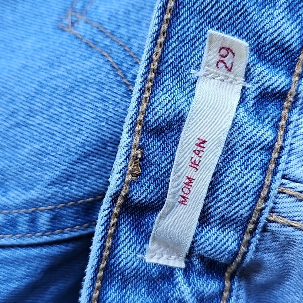 Levi's Jeans - Picture 9 of 15